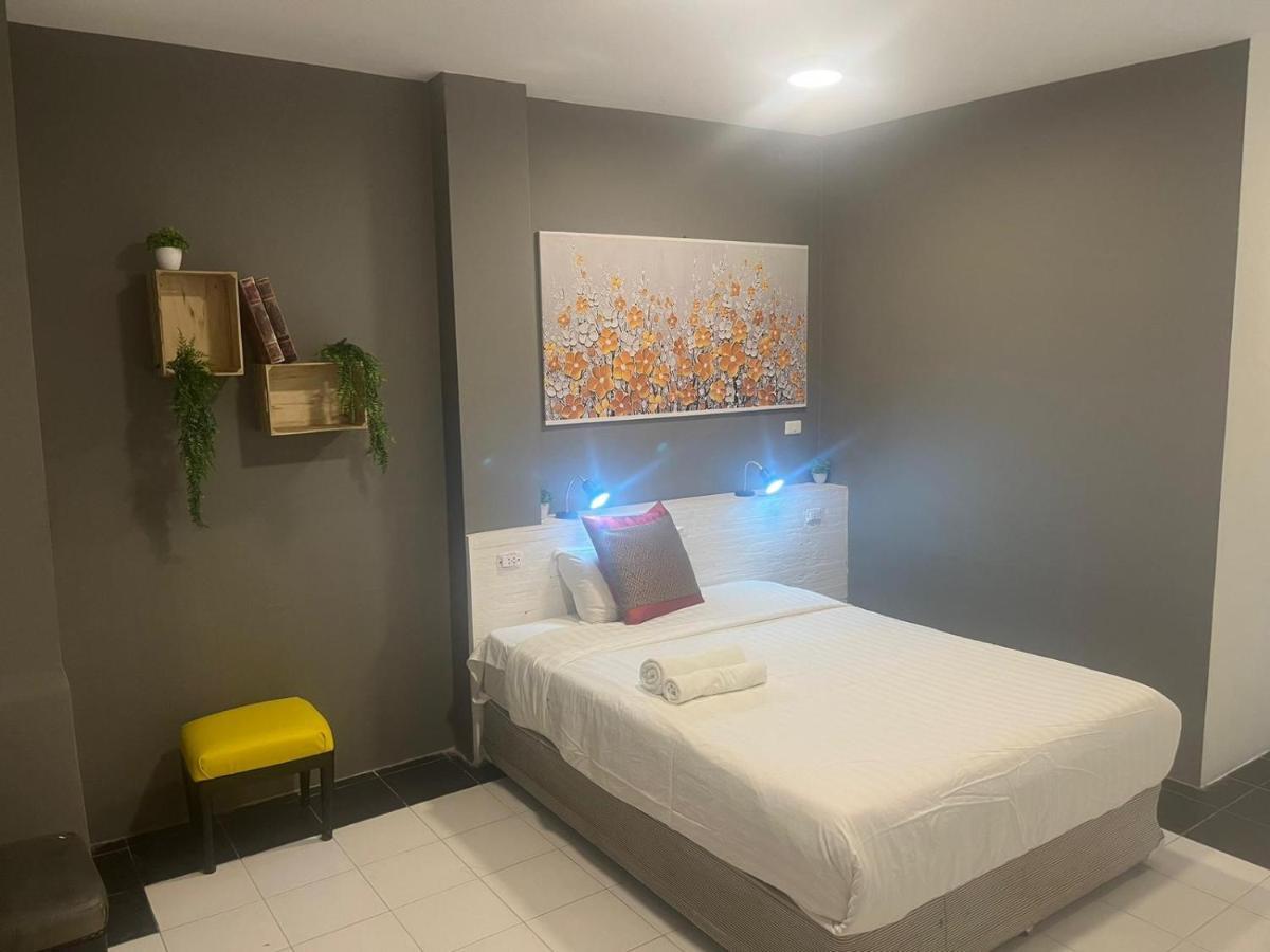 Center Hotel หาดเฉวง ภายนอก รูปภาพ